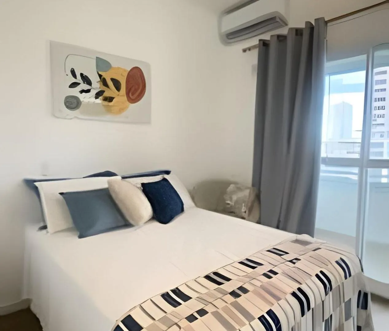 Studio 908 - Prox Ao Metro Sao Paulo Apartment